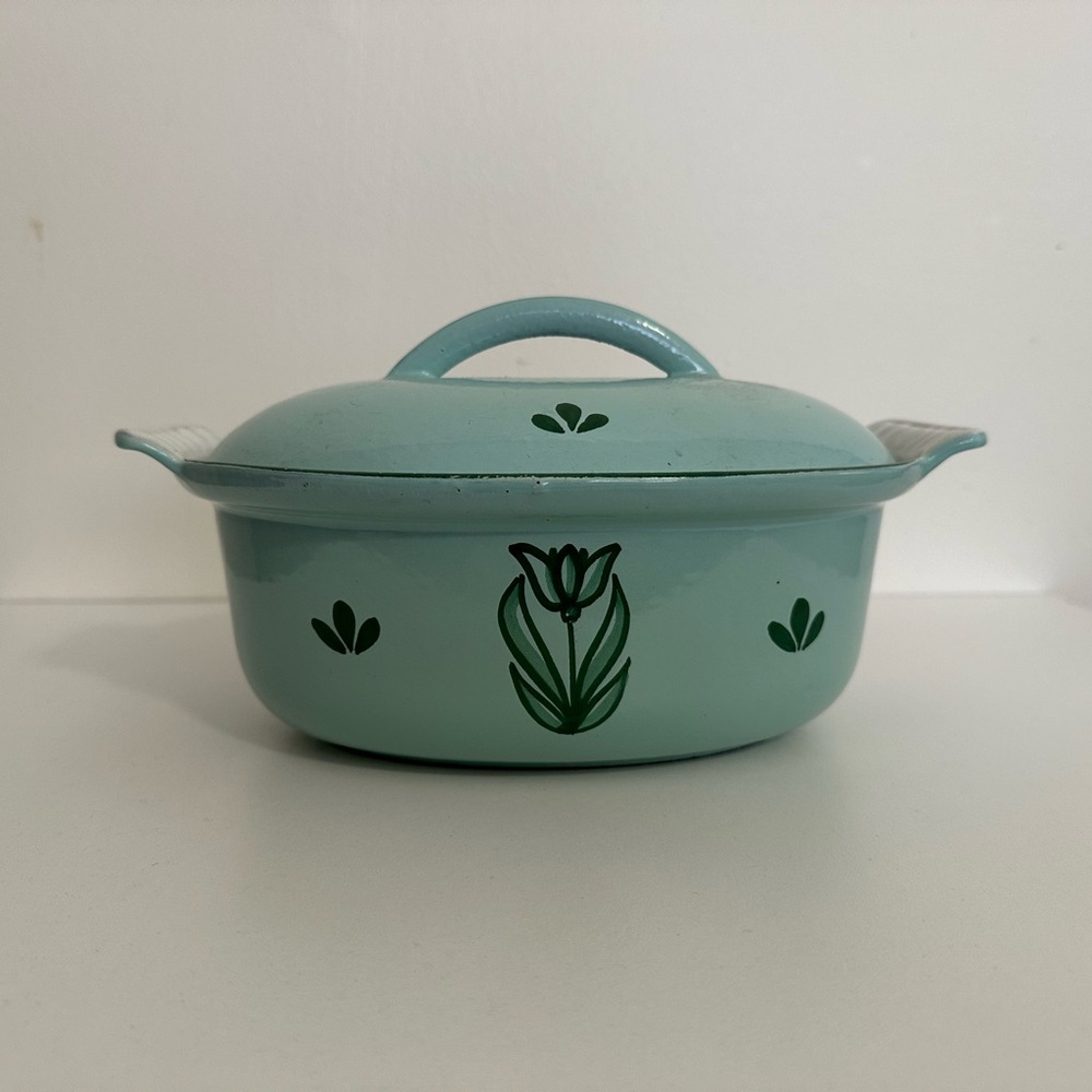 Vintage Dru Holland #20 Green Tulip Oval Enamel Cast Iron Dutch Oven Casserole &
